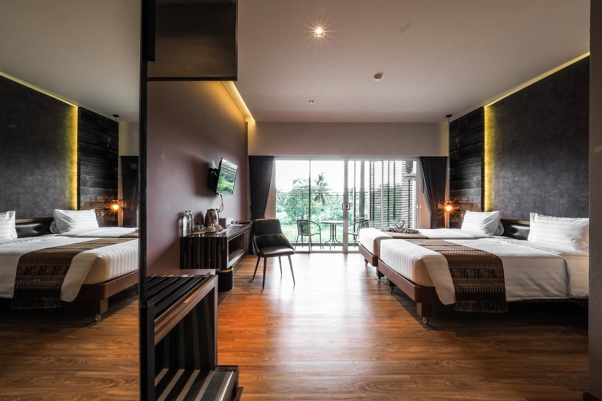 Hotel The Glory Gold Khao Lak Zewnętrze zdjęcie